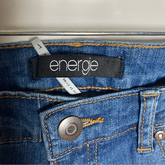 Jean Shorts- Mid rise, Distressed, Whiskering, Bermuda, Great Condition - Picture 5 of 7